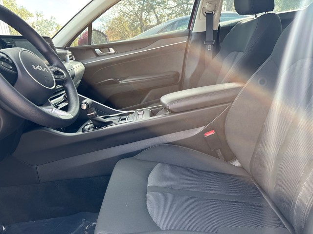 2023 Kia K5 LXS Image 12 of 20