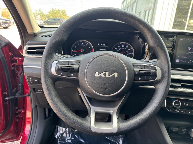 2023 Kia K5 LXS Image 19 of 20