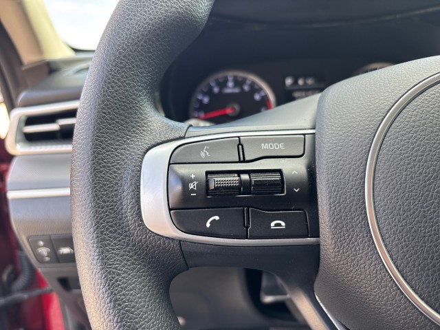 2023 Kia K5 LXS Image 14 of 20