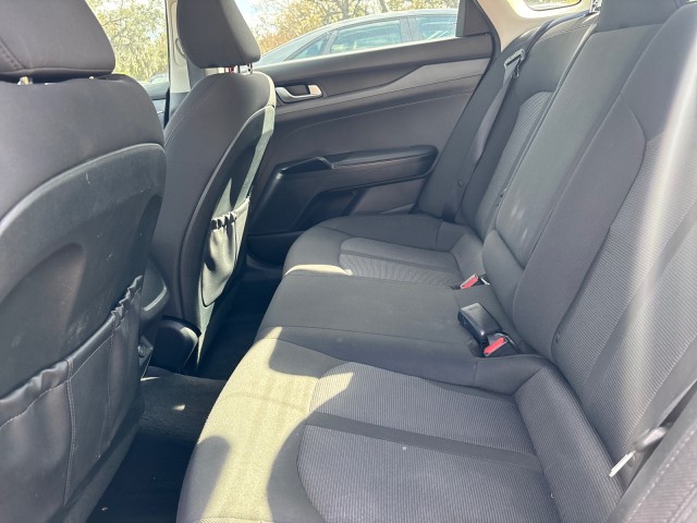 2023 Kia K5 LXS Image 11 of 20