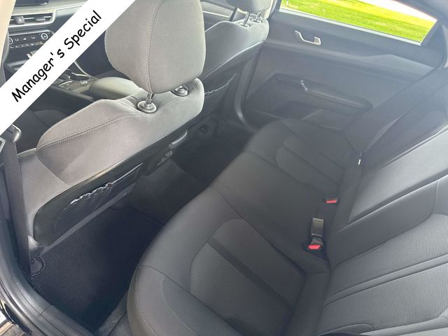 Vehicle image 15 of 32