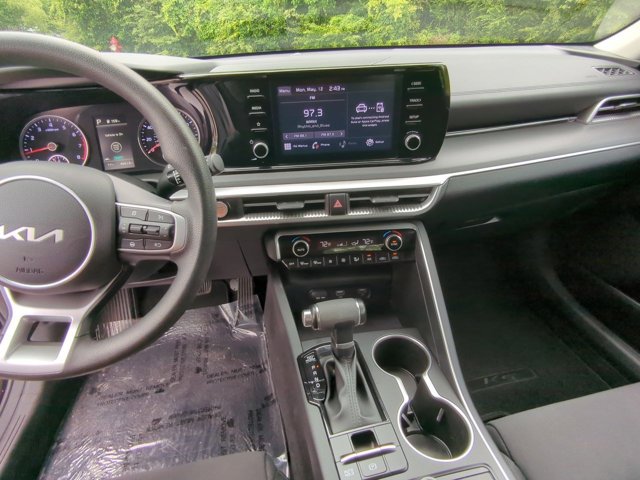 Vehicle image 10 of 58