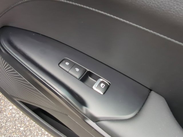 Vehicle image 46 of 58