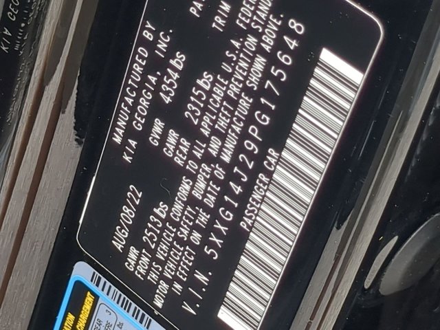 Vehicle image 51 of 58