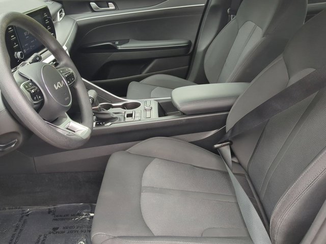 Vehicle image 23 of 58