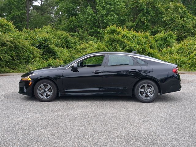 Vehicle image 9 of 58
