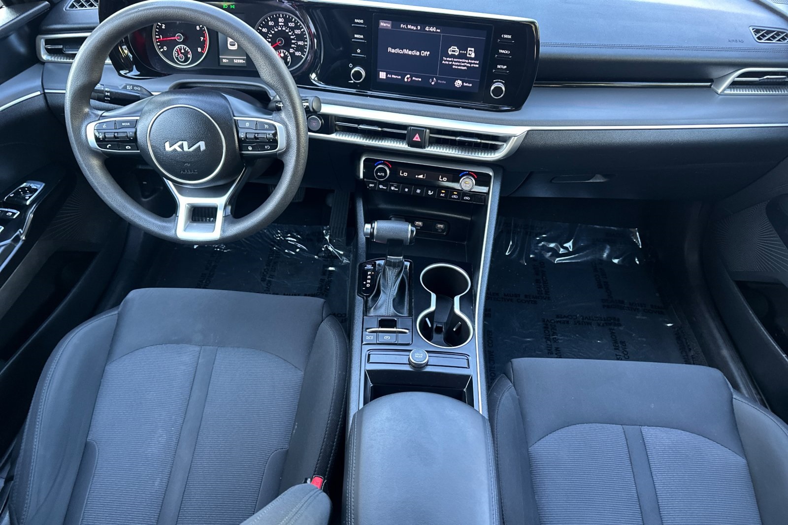 Vehicle image 13 of 32