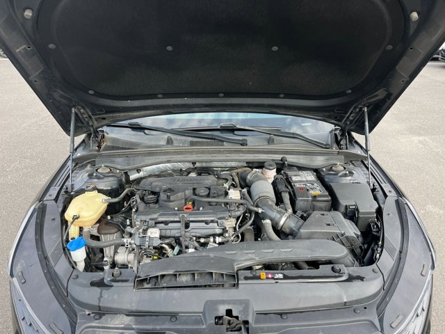 Vehicle image 28 of 42