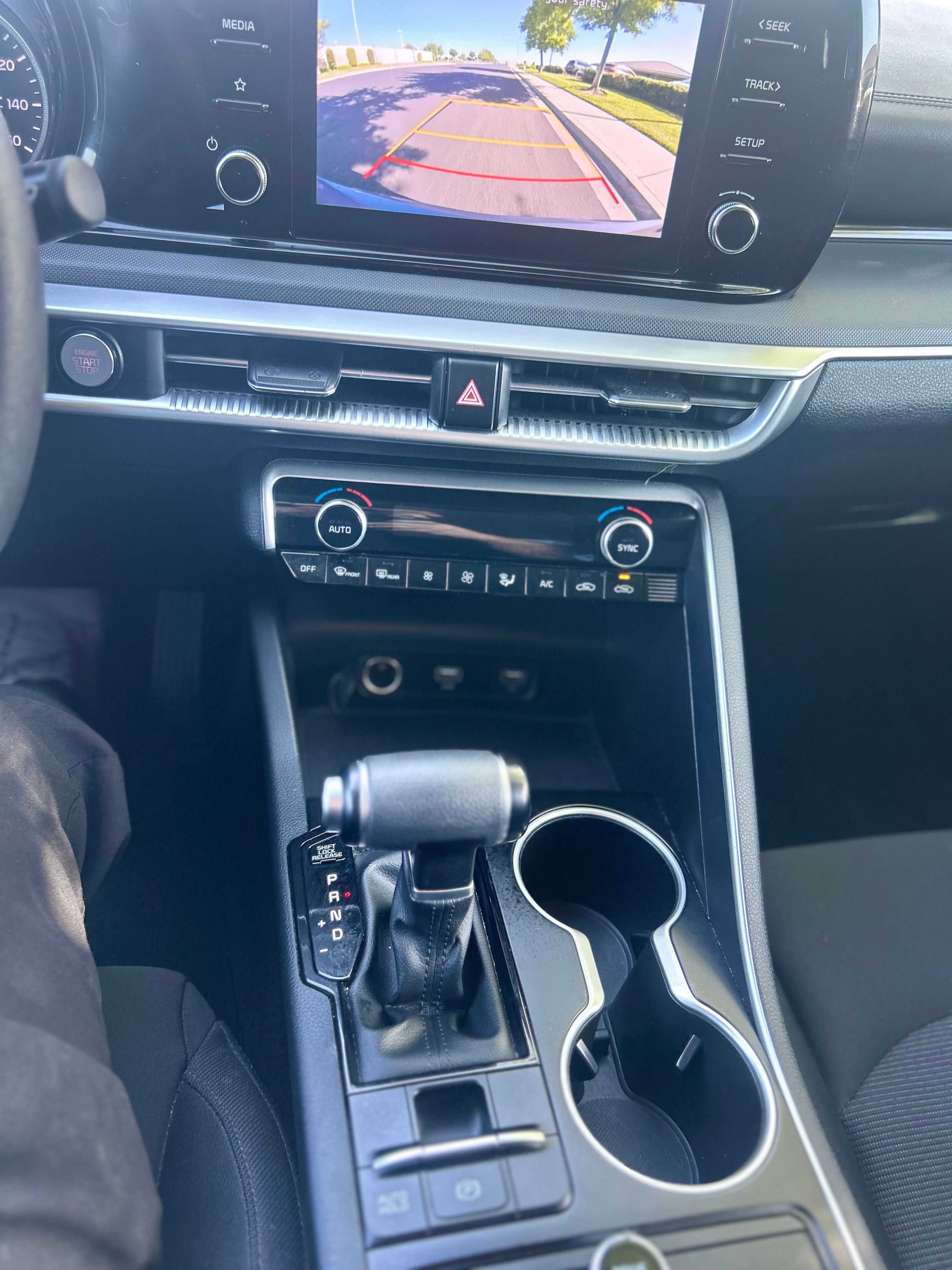 Vehicle image 11 of 16