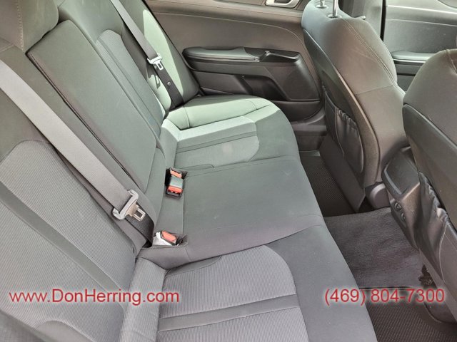 Vehicle image 12 of 32