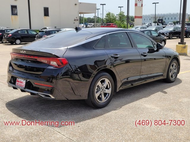 Vehicle image 3 of 32
