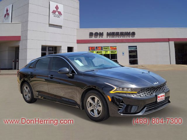Vehicle image 2 of 32