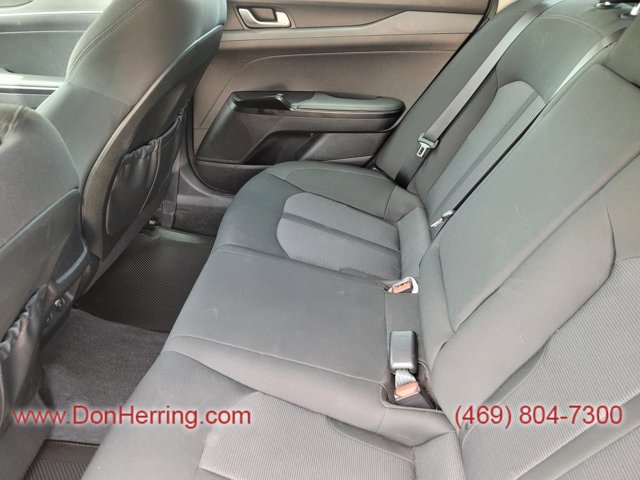 Vehicle image 15 of 32