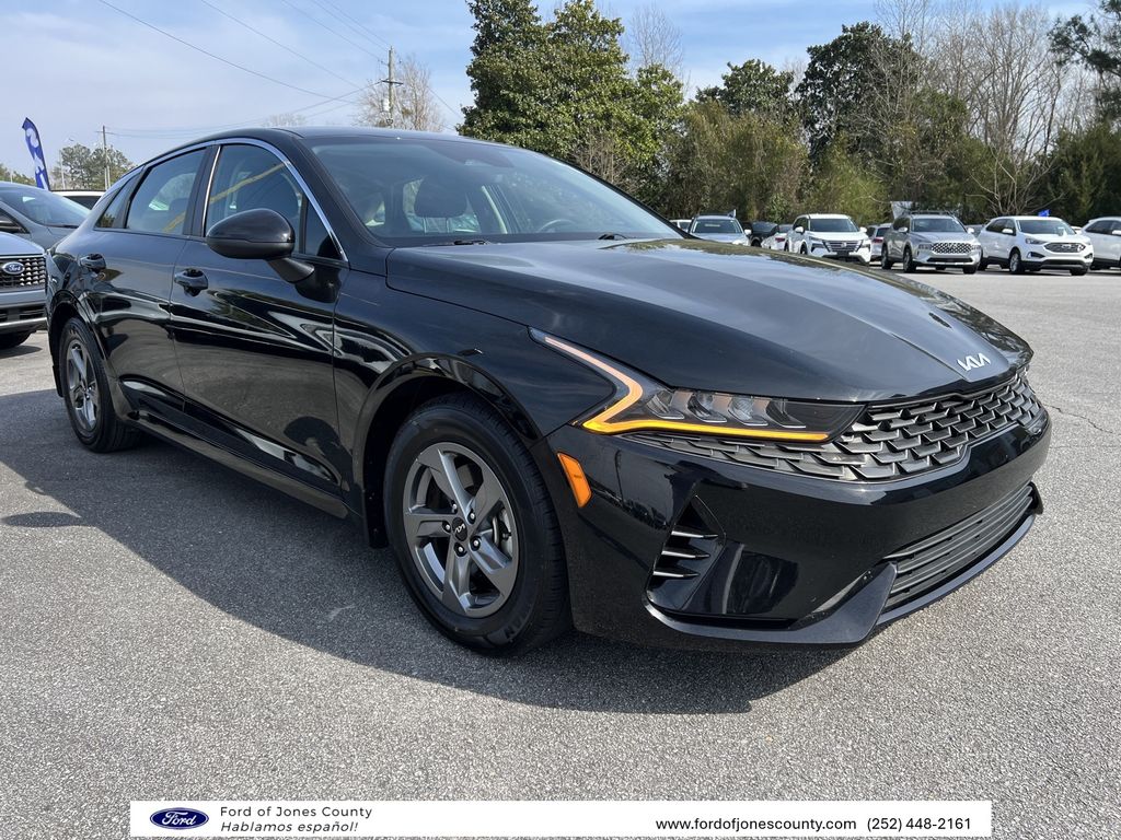 Vehicle image 3 of 15