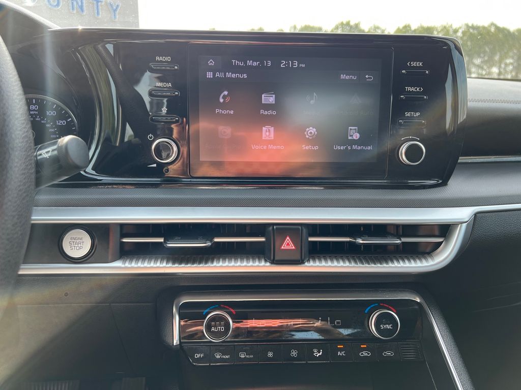 Vehicle image 12 of 15
