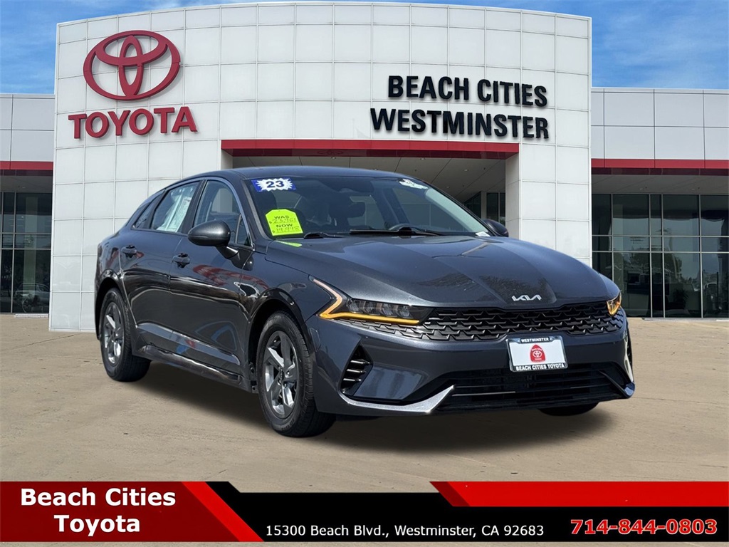 Vehicle image 6 of 31
