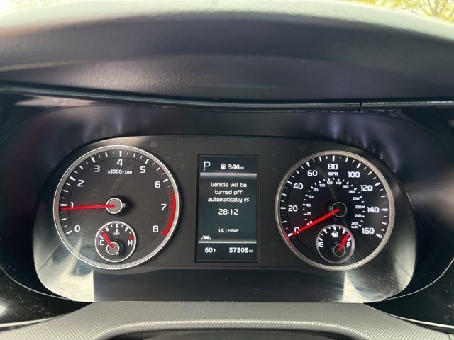 Vehicle image 14 of 26