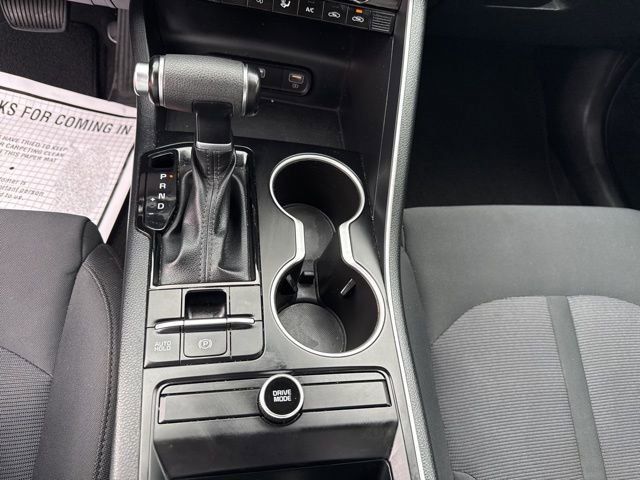 Vehicle image 18 of 26