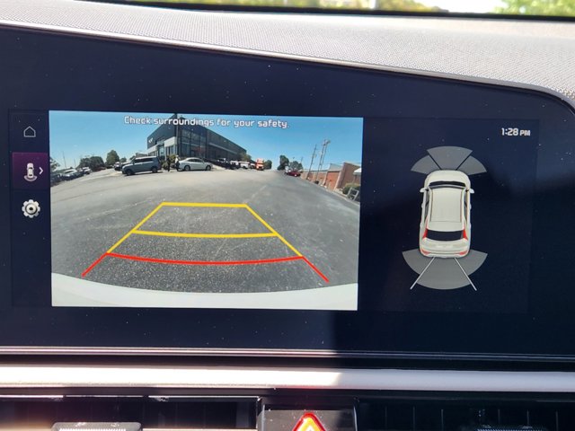 Vehicle image 26 of 29