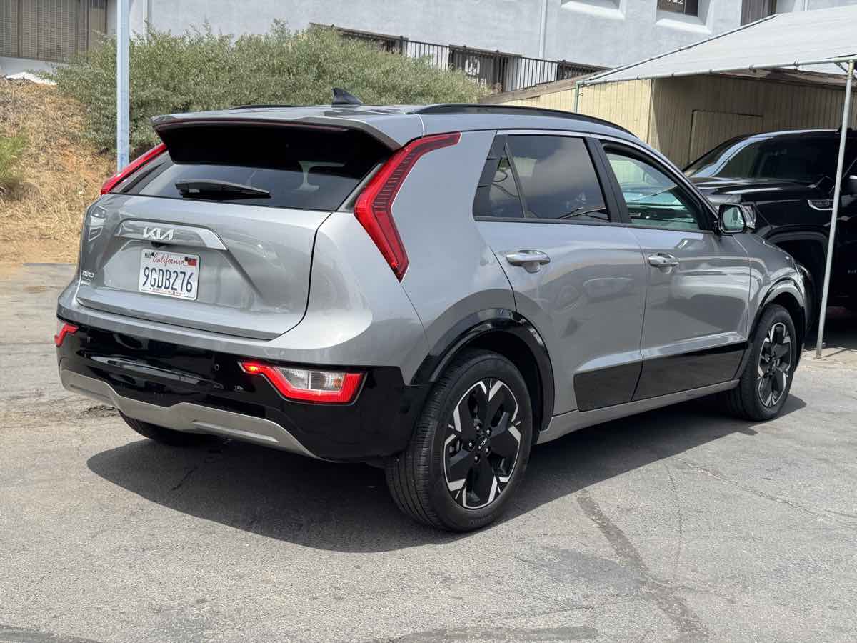 2023 Kia Niro EV Wind Image 3 of 33