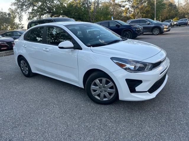 Vehicle image 5 of 18