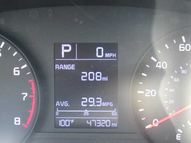 Vehicle image 21 of 38