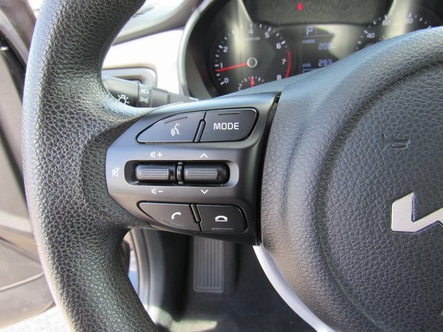 Vehicle image 28 of 38