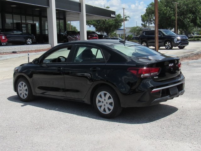 Vehicle image 14 of 38