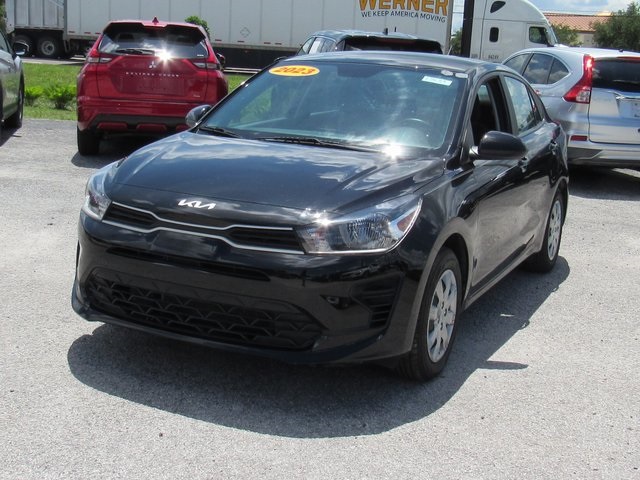 Vehicle image 3 of 38