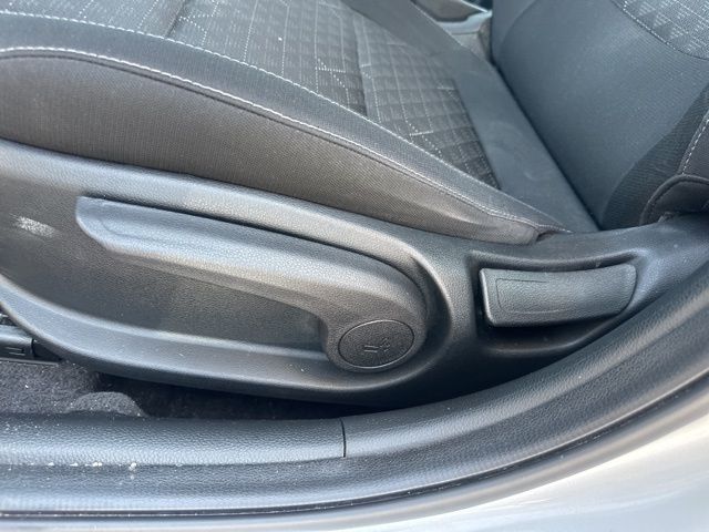 Vehicle image 29 of 31