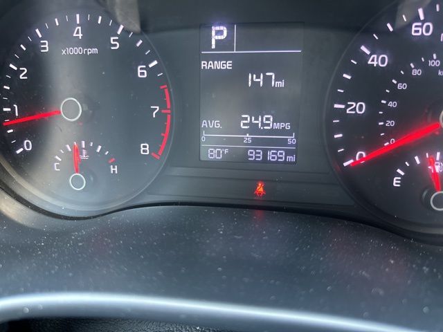 Vehicle image 14 of 31