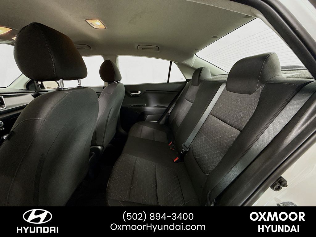 Vehicle image 24 of 29