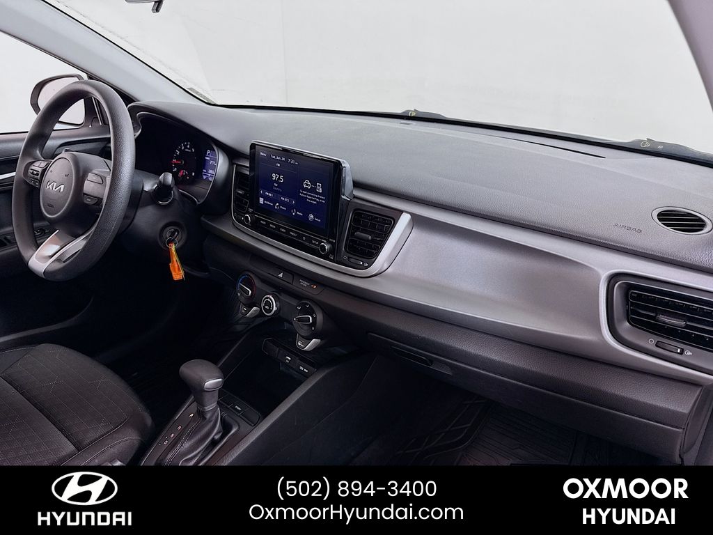 Vehicle image 20 of 29