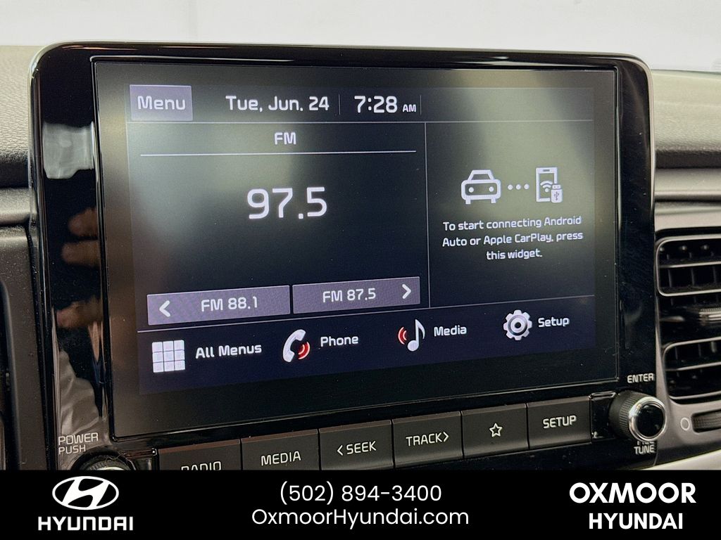 Vehicle image 27 of 29