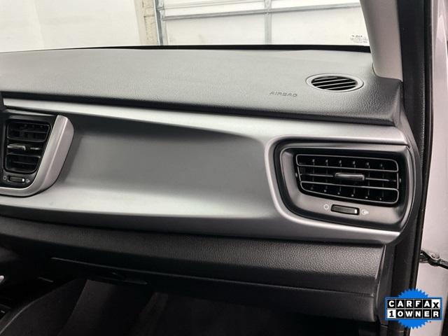 Vehicle image 9 of 23