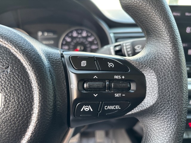 Vehicle image 15 of 20
