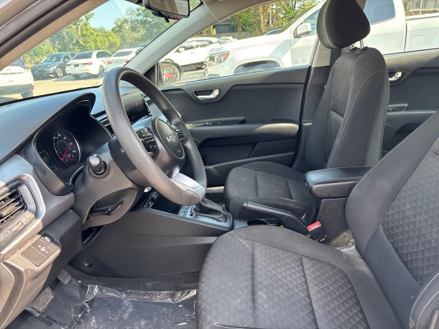 Vehicle image 10 of 20
