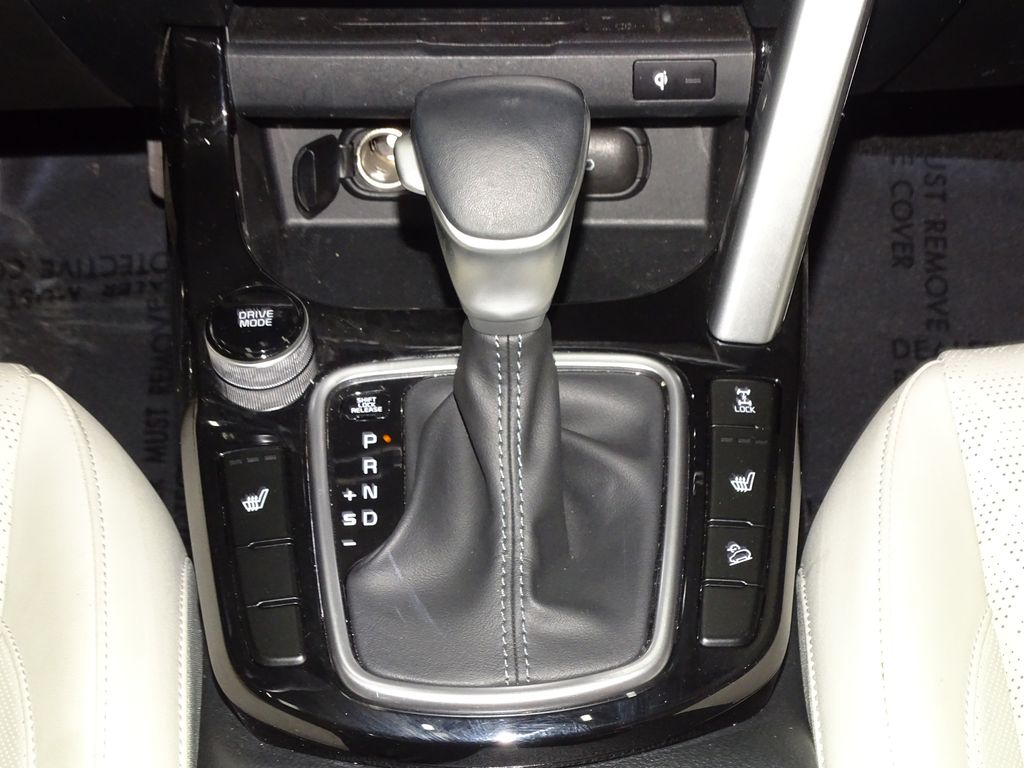 Vehicle image 34 of 39