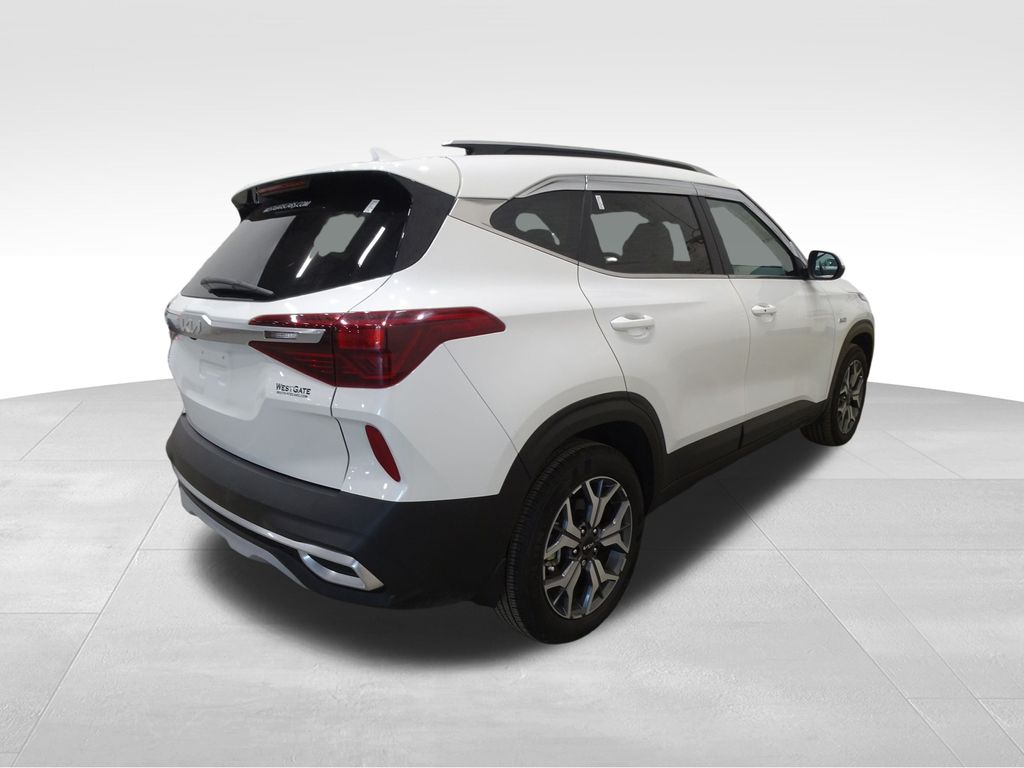 Vehicle image 5 of 39
