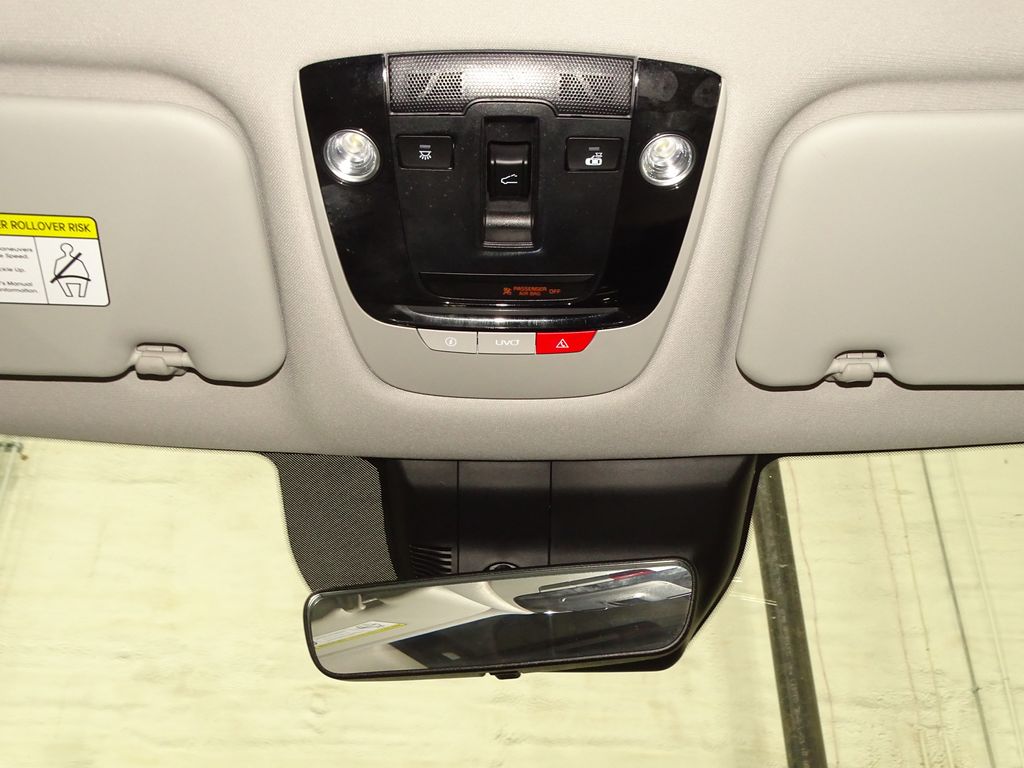 Vehicle image 24 of 39