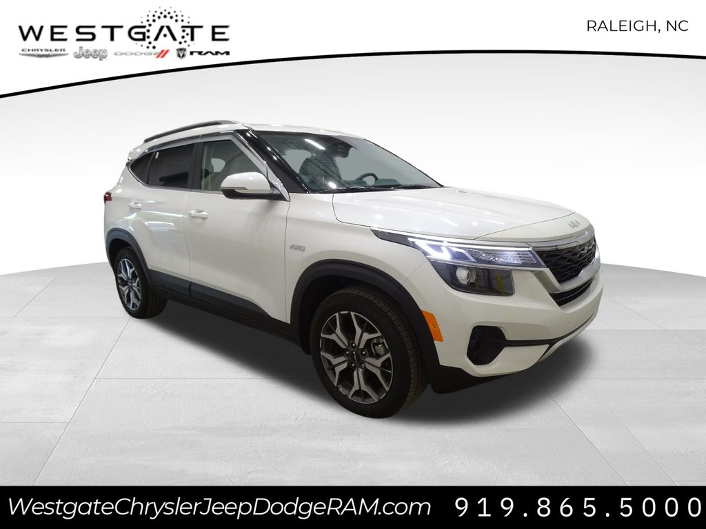 Vehicle image 3 of 39