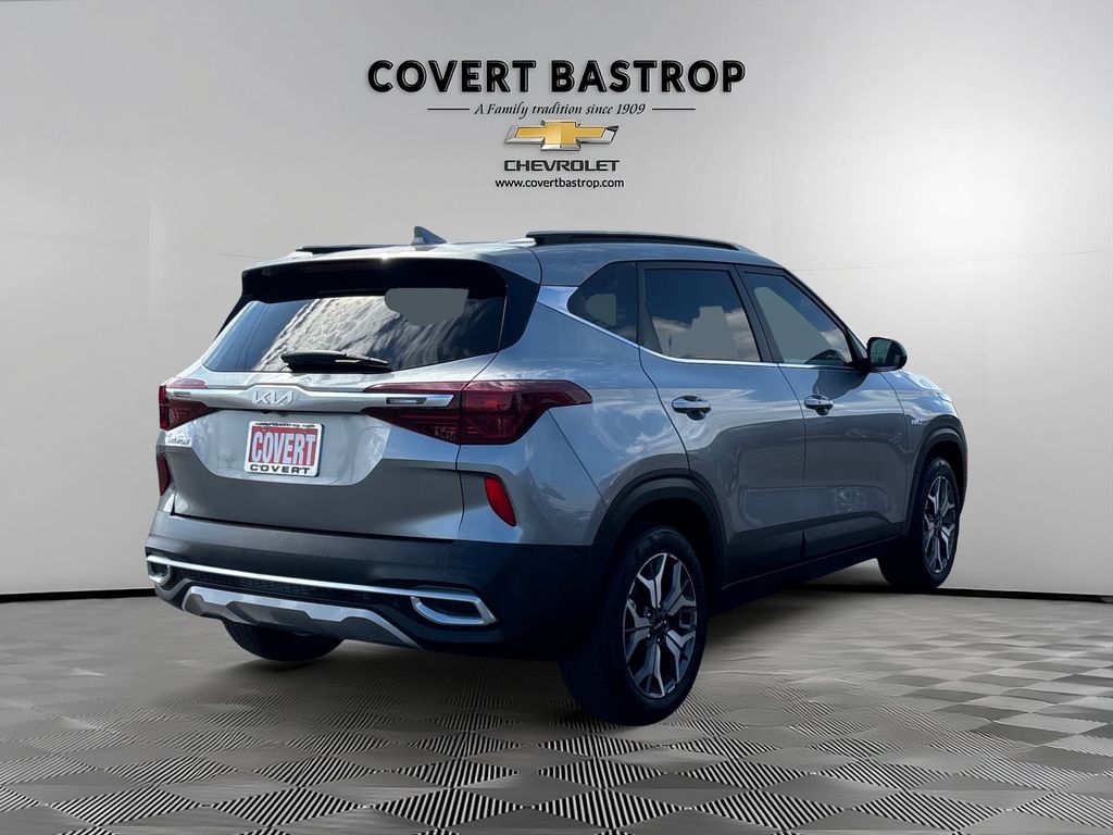 2023 Kia Seltos EX Image 3 of 28