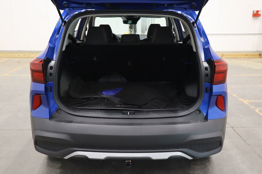 Vehicle image 10 of 37