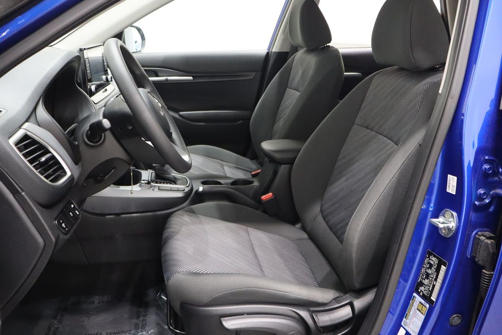 Vehicle image 8 of 37