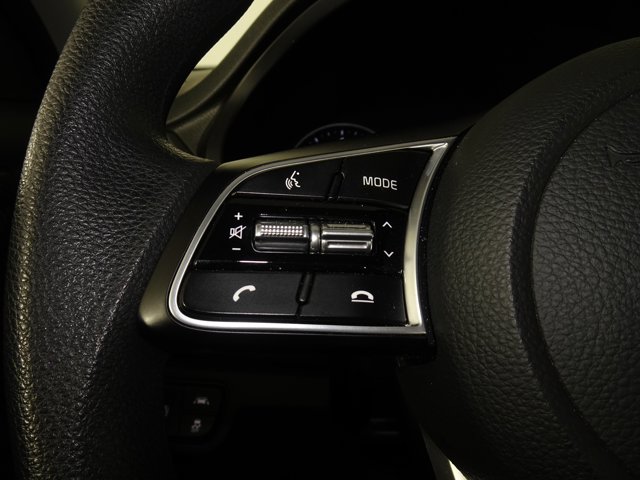 Vehicle image 38 of 41
