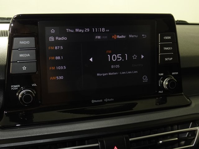 Vehicle image 23 of 41
