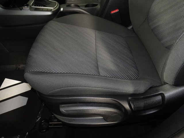 Vehicle image 15 of 41