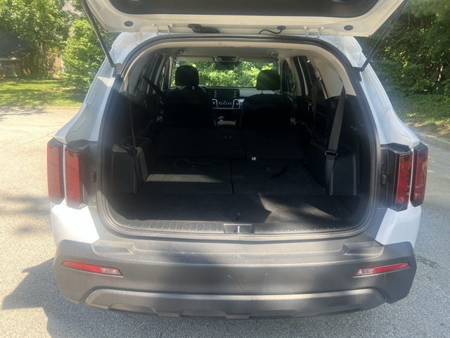 Vehicle image 9 of 31