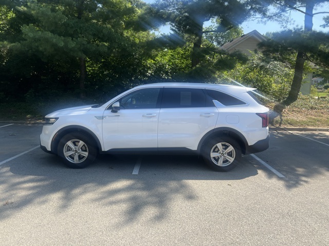 Vehicle image 7 of 31