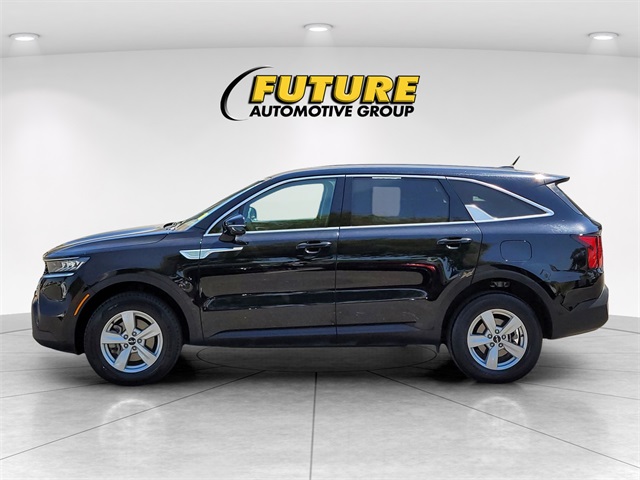 Vehicle image 8 of 27
